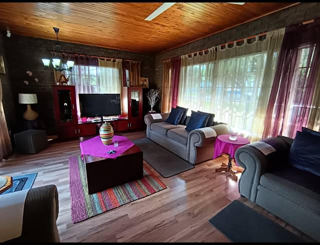 3 BEDROOM HOUSE FOR SALE IN BRACKENDOWNS